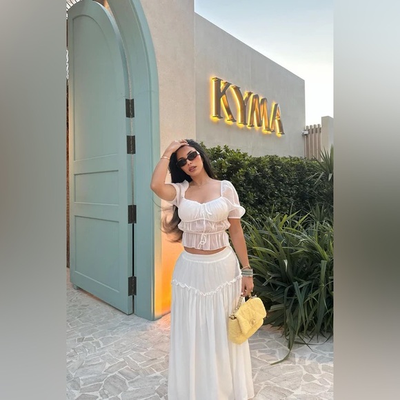 Fashion Nova Lily Maxi Skirt - White Small - Picture 3 of 5